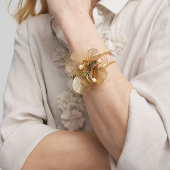 NWT CHICOS Statement Butterfly Filigree Y-Necklace, earrings and bracelet SET. - Picture 3 of 5